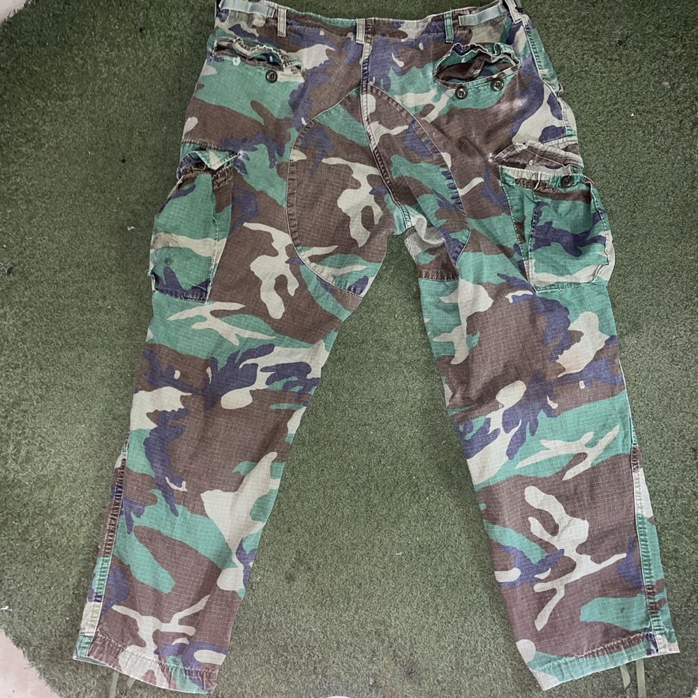 Vintage cargo camo pants